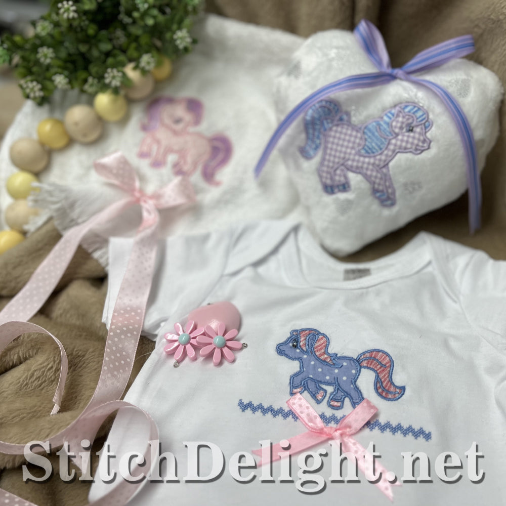 SDS4310 Applique Ponies