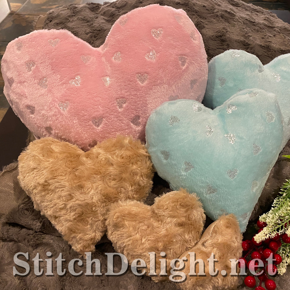 SDS3132 ITH Heart Shape Pillows