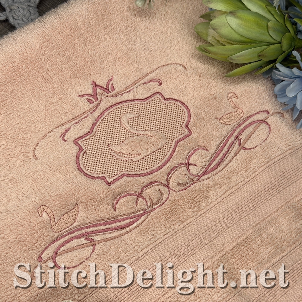 SDS3426 Embossed Swan