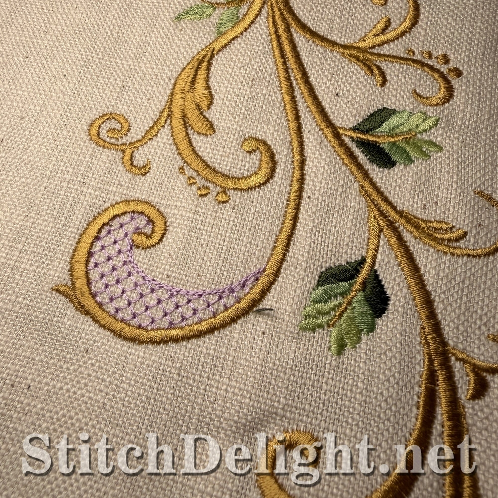 SDS3440 Royal Rose Runner
