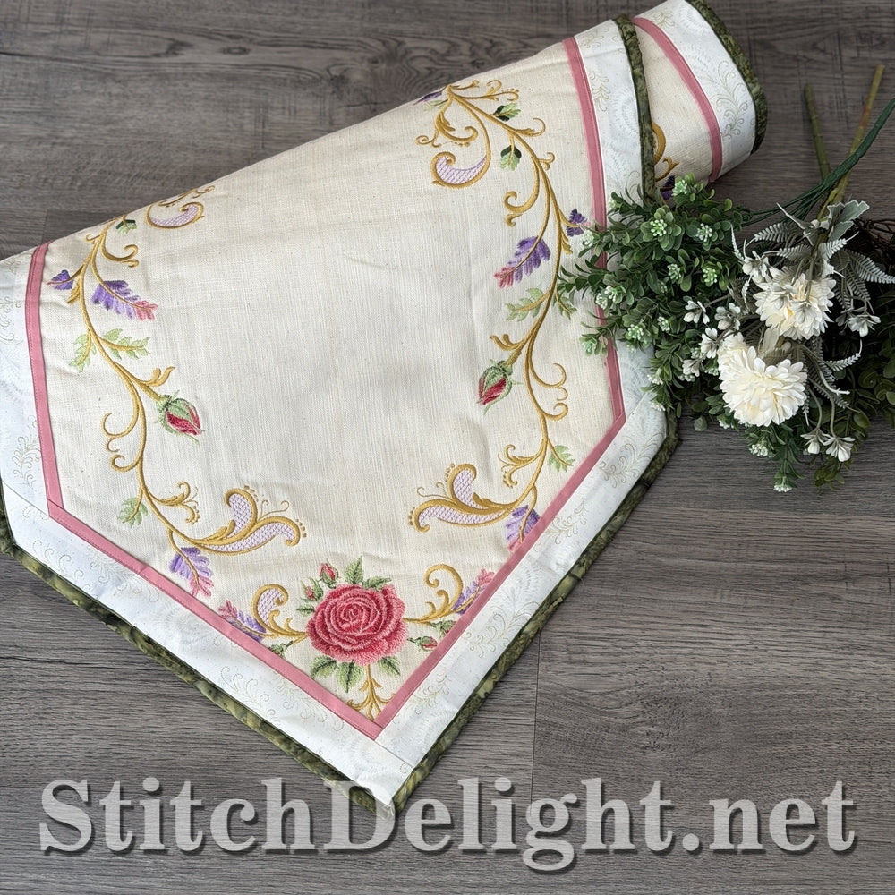 SDS3440 Royal Rose Runner