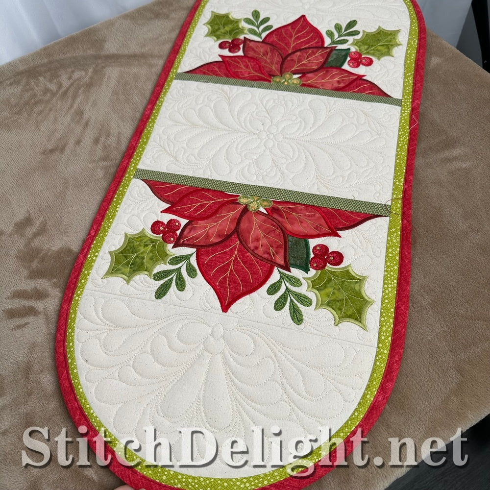 SDS4830 Poinsettia Table Runner