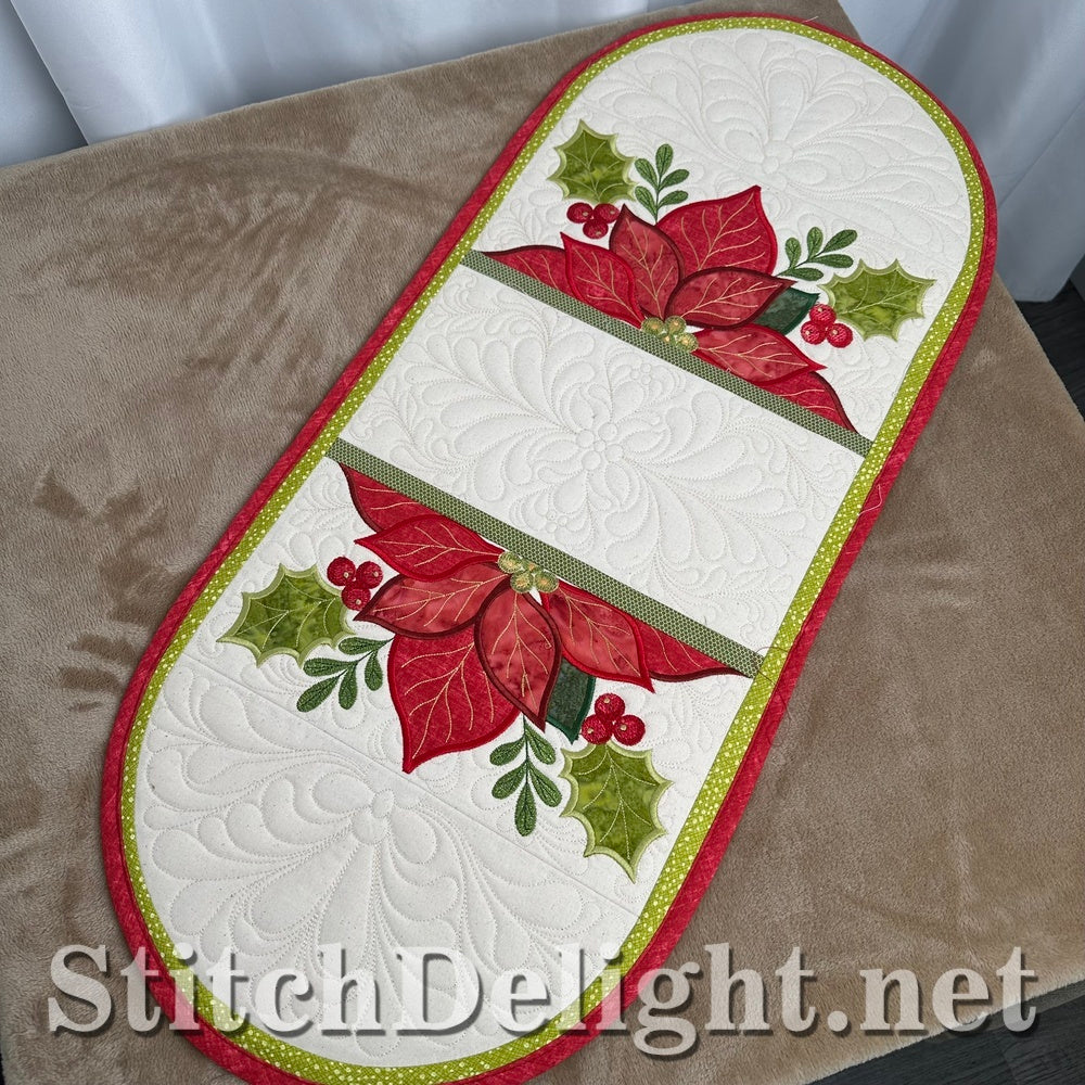 SDS4830 Poinsettia Table Runner