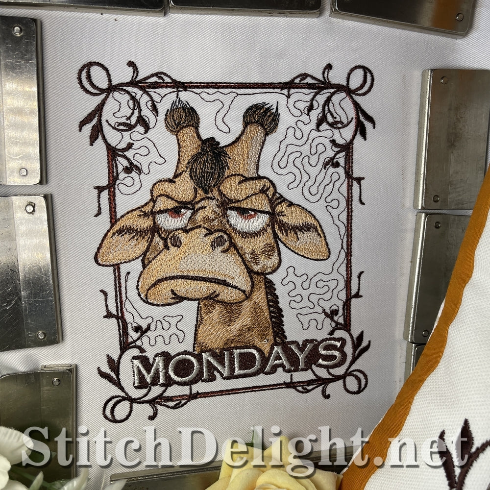 SDS3358 Grumpy Giraffe