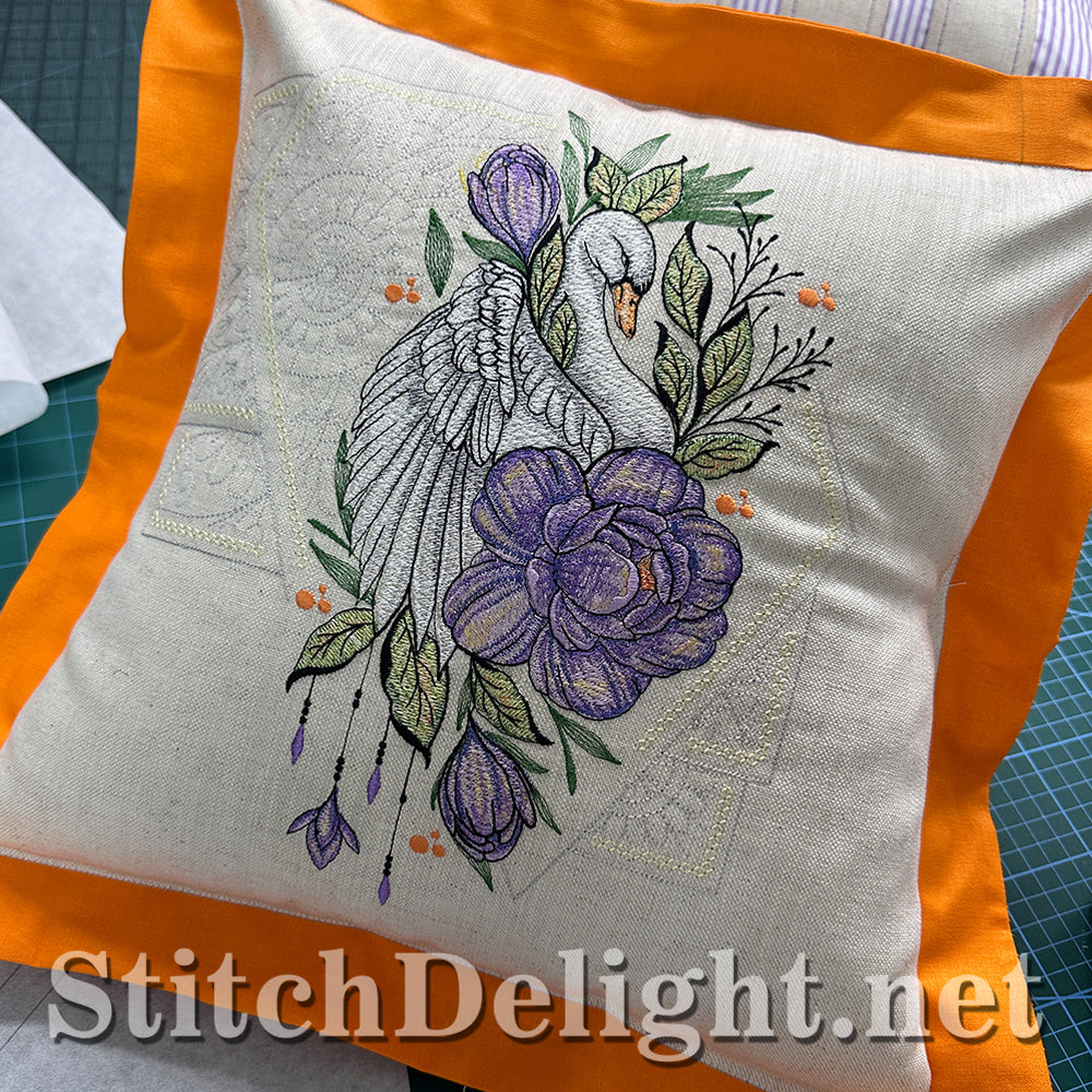 SDS4261 Elegant Swan