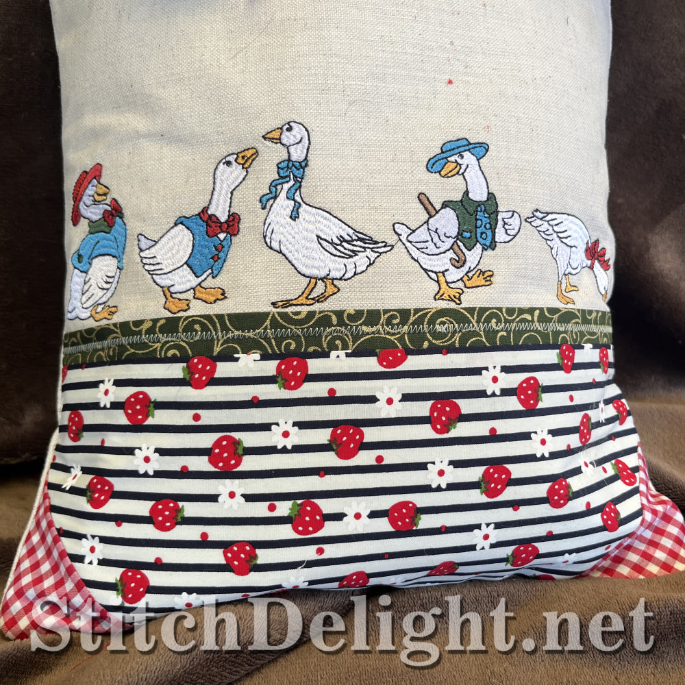 SDS4316 Mr And Mrs Duck