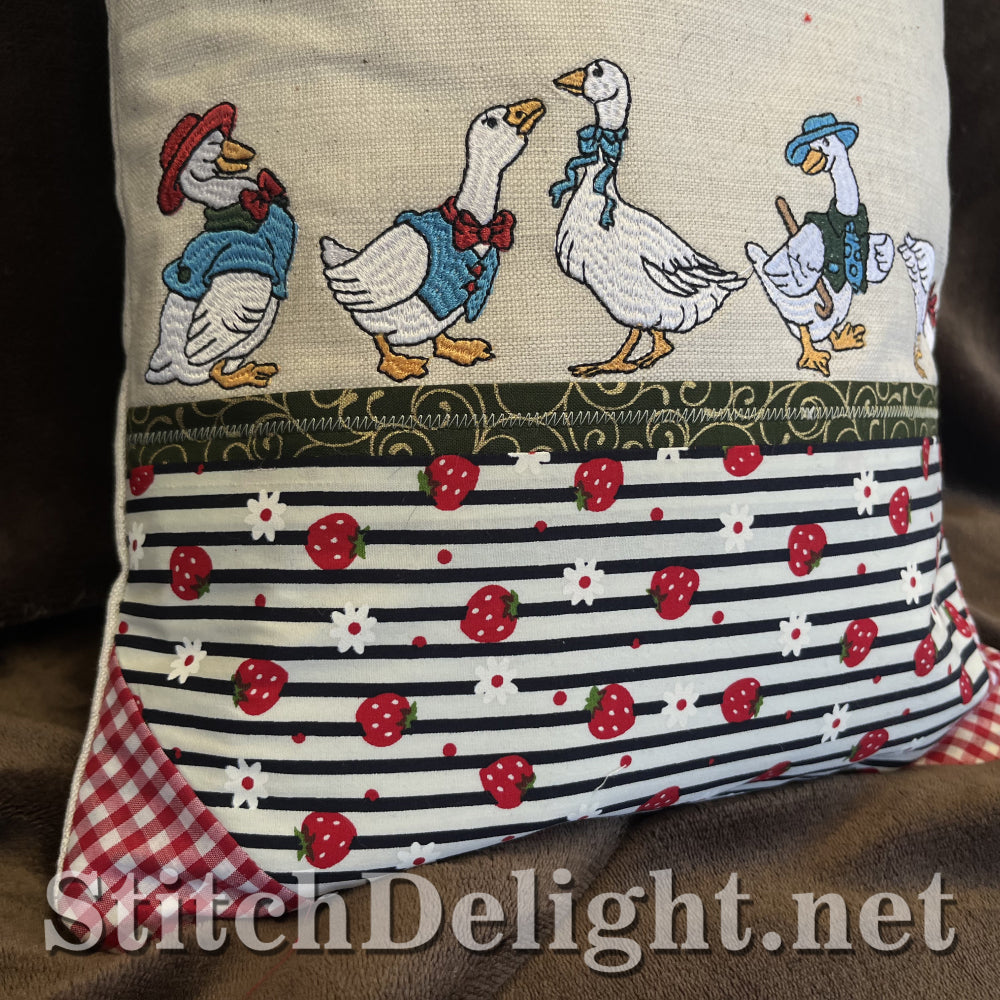 SDS4316 Mr And Mrs Duck