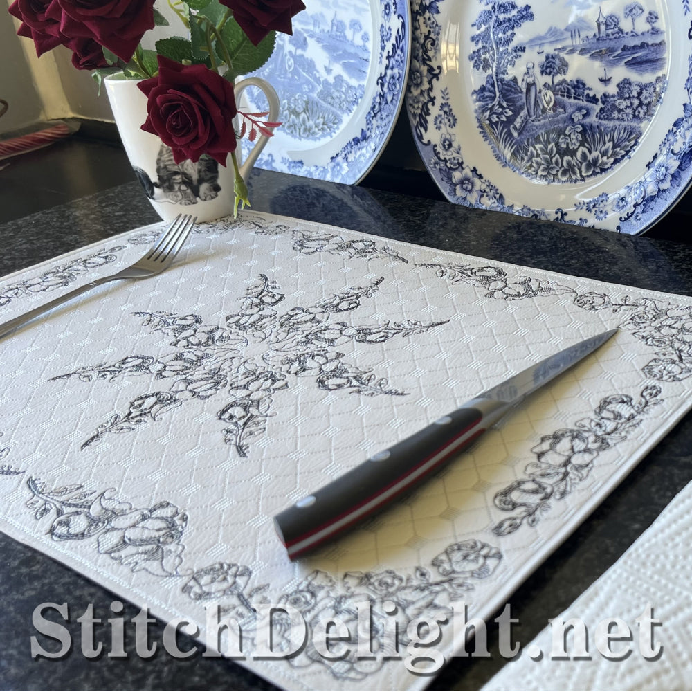 SDS4347 Redwork Roses