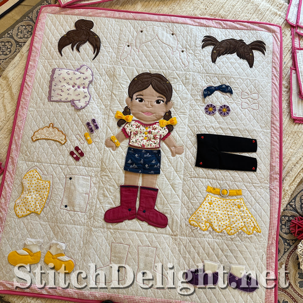 SDS4408 Stella's dress-up Quilt