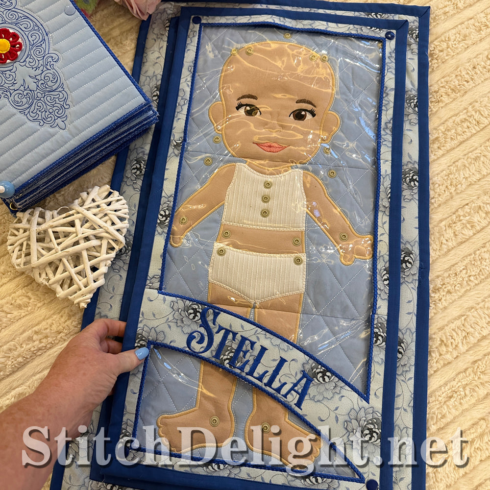SDS4408 Stella's dress-up Quilt