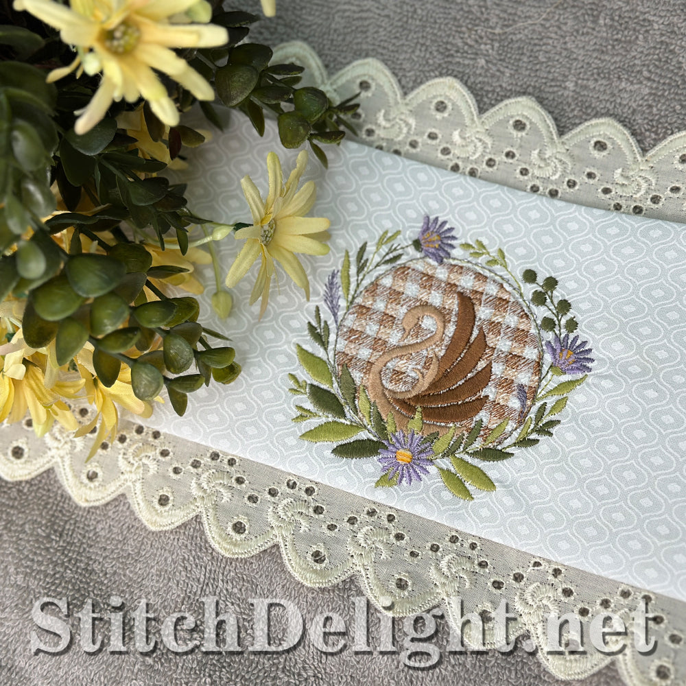 SDS4493 Gingham Swan