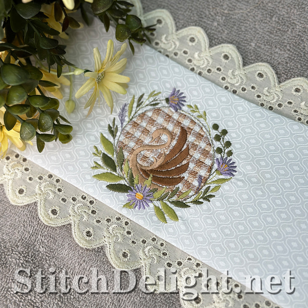 SDS4493 Gingham Swan