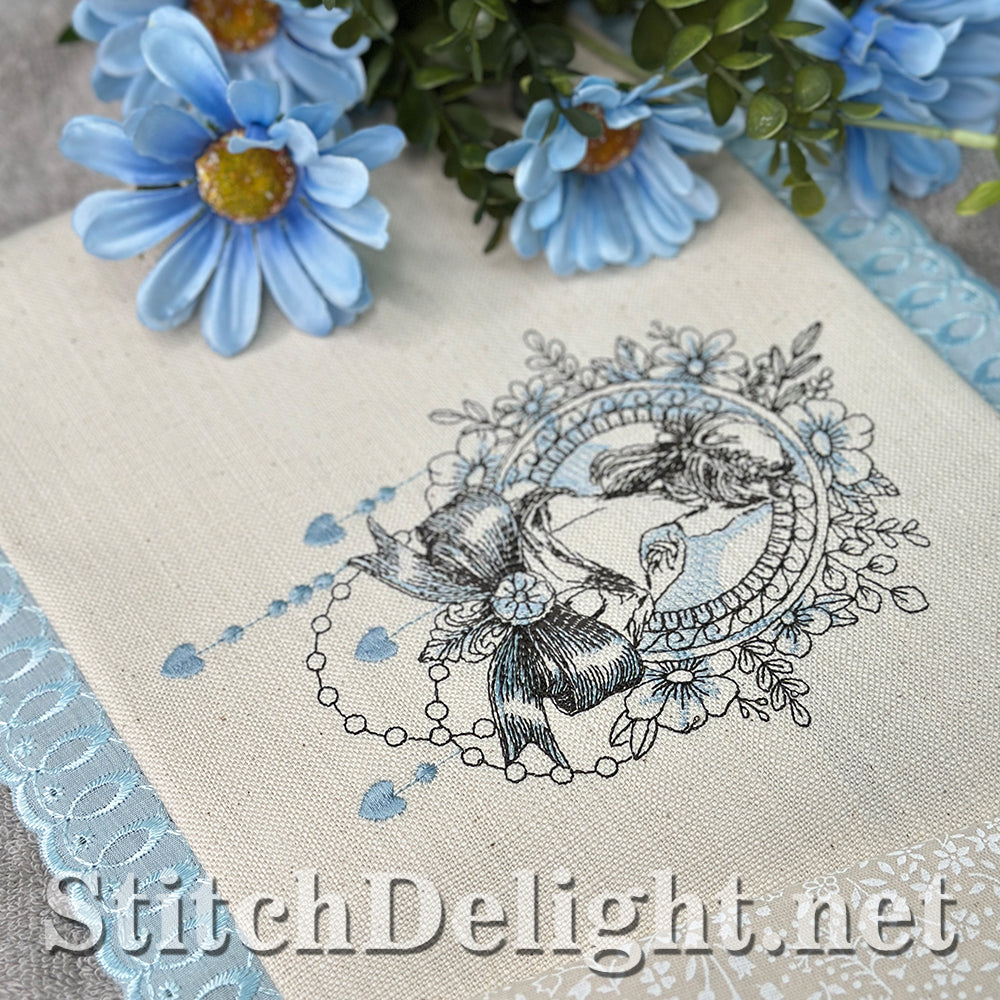 SDS4496 Timeless Lady