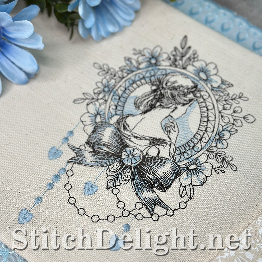 SDS4496 Timeless Lady