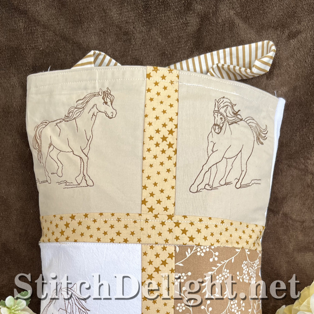 SDS4511 Redwork Horses