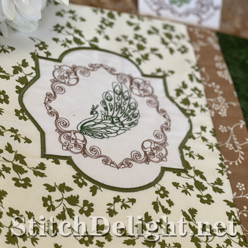 SDS4516 Majestic Peacock