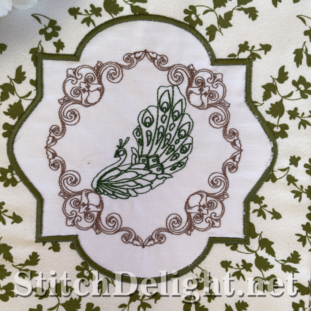 SDS4516 Majestic Peacock