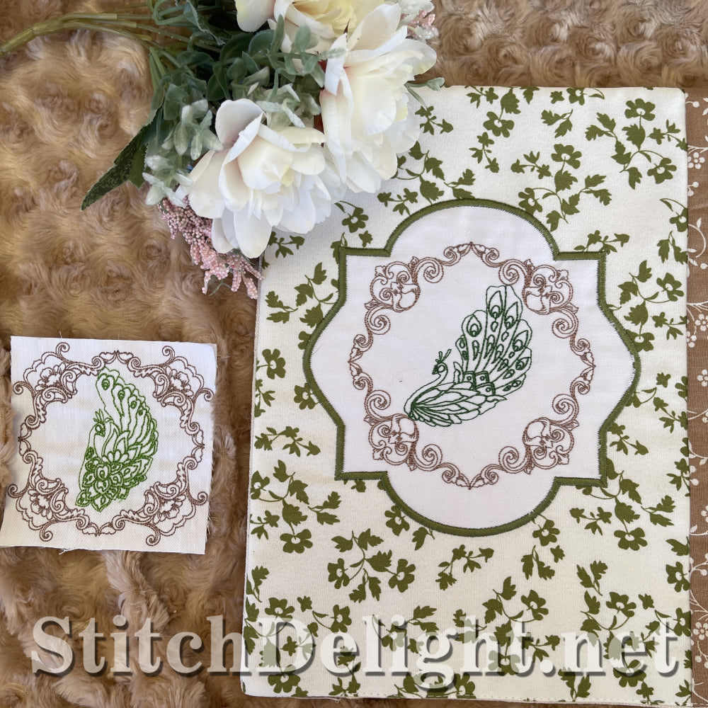 SDS4516 Majestic Peacock