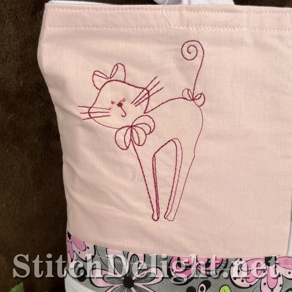 SDS4528 Feline Pride