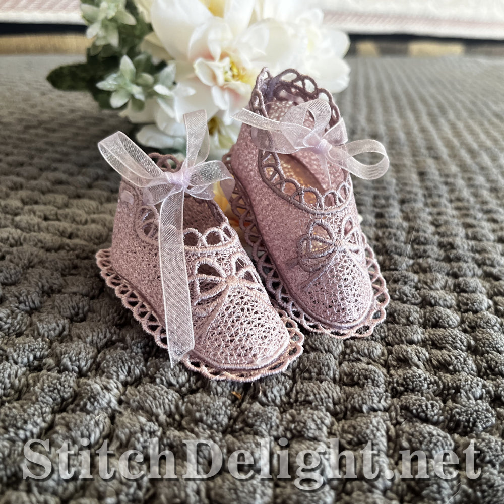 SDS4570 Baby Shoe 1