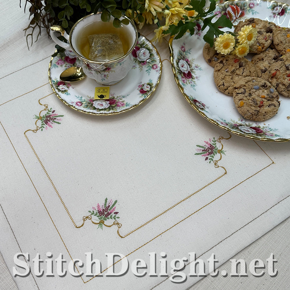 SDS4613 Tiny Dainty Flower Bouquet