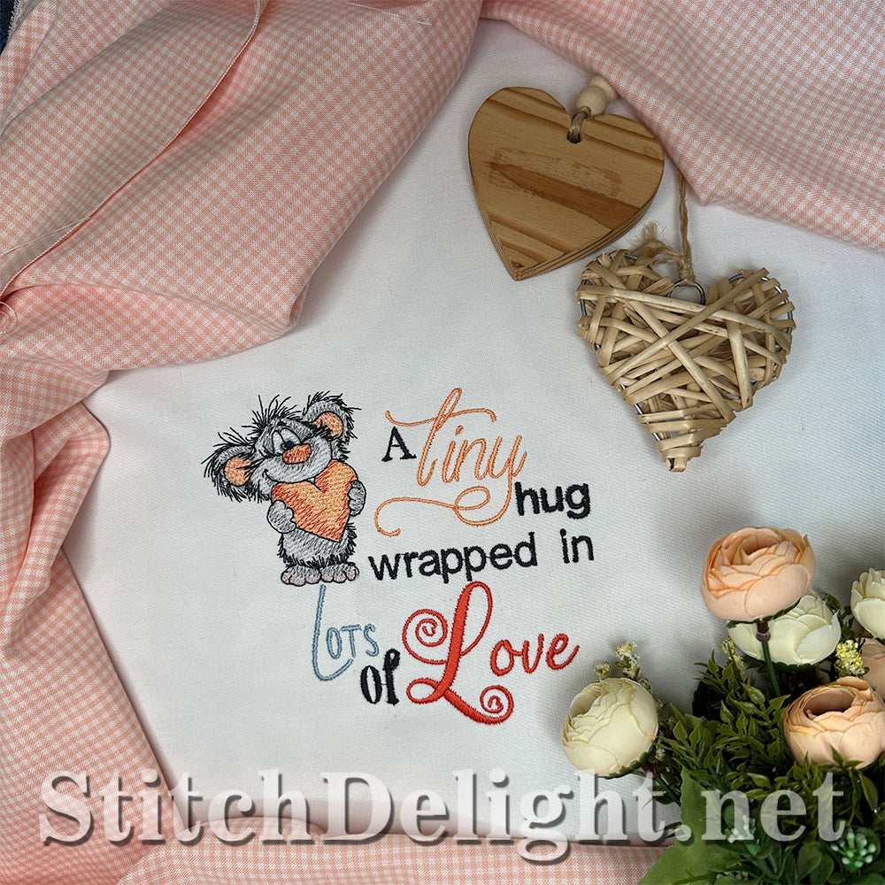 SDS4690 Big Heart Scruffy Bear