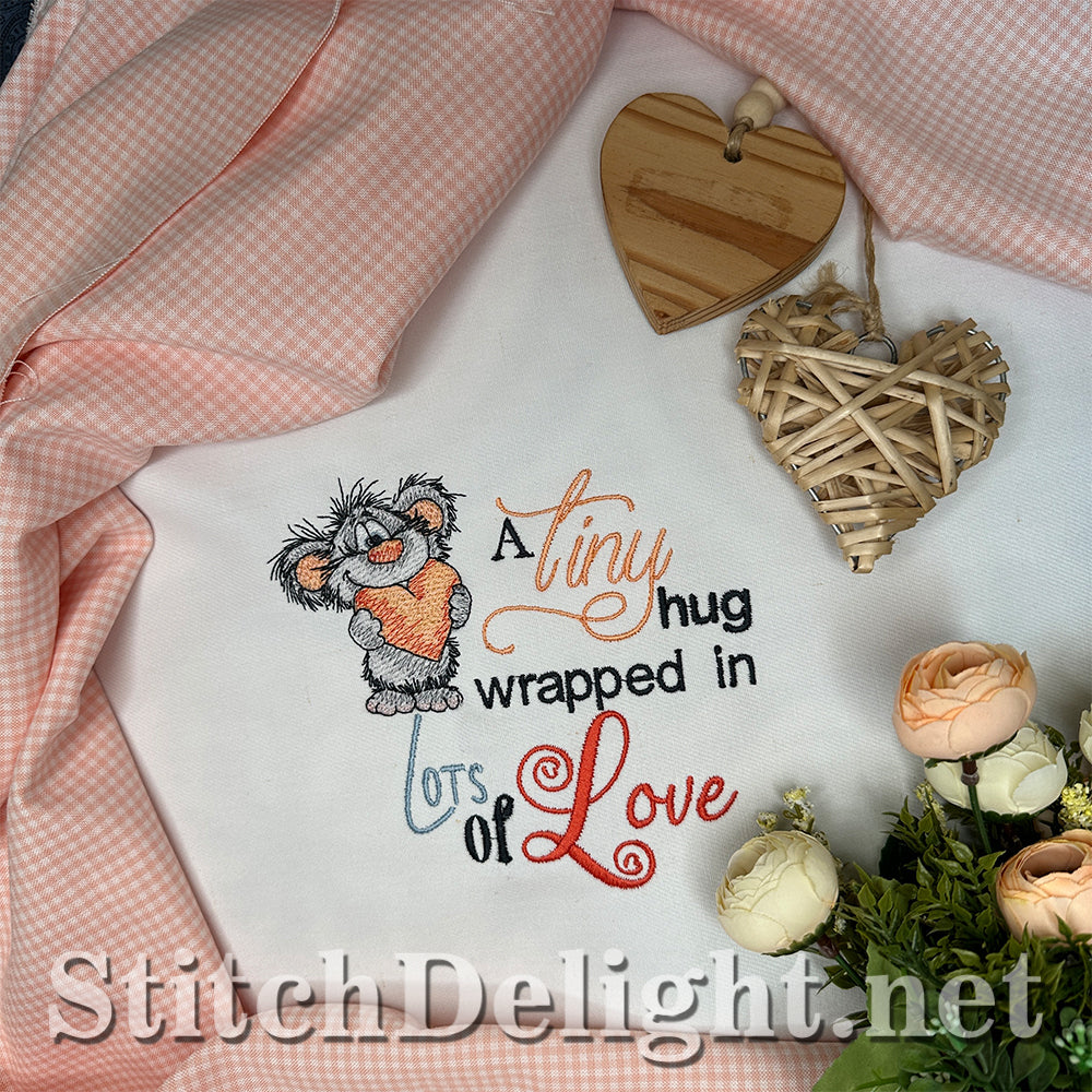 SDS4690 Big Heart Scruffy Bear