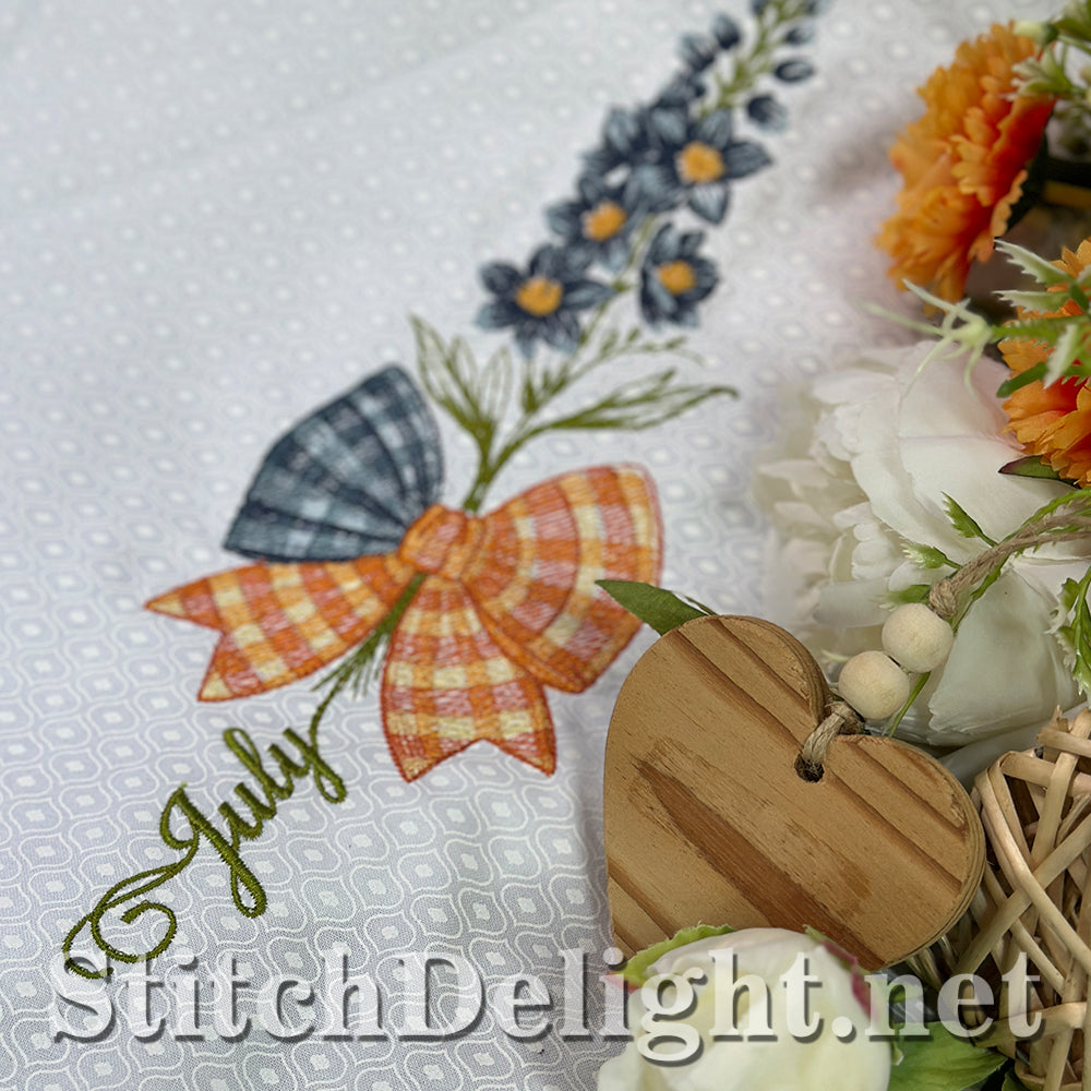 SDS4485 Gingham July Flower