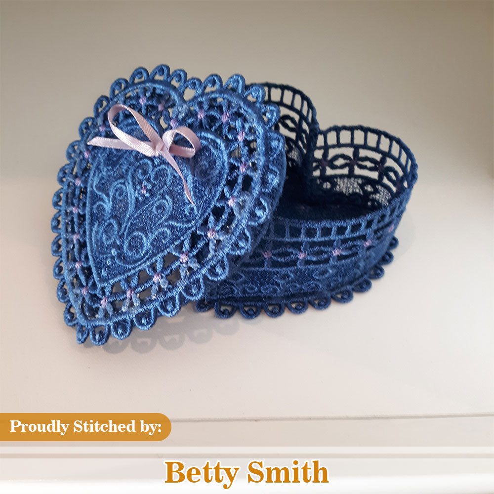 SD0562 Valentines Heart Box 2008