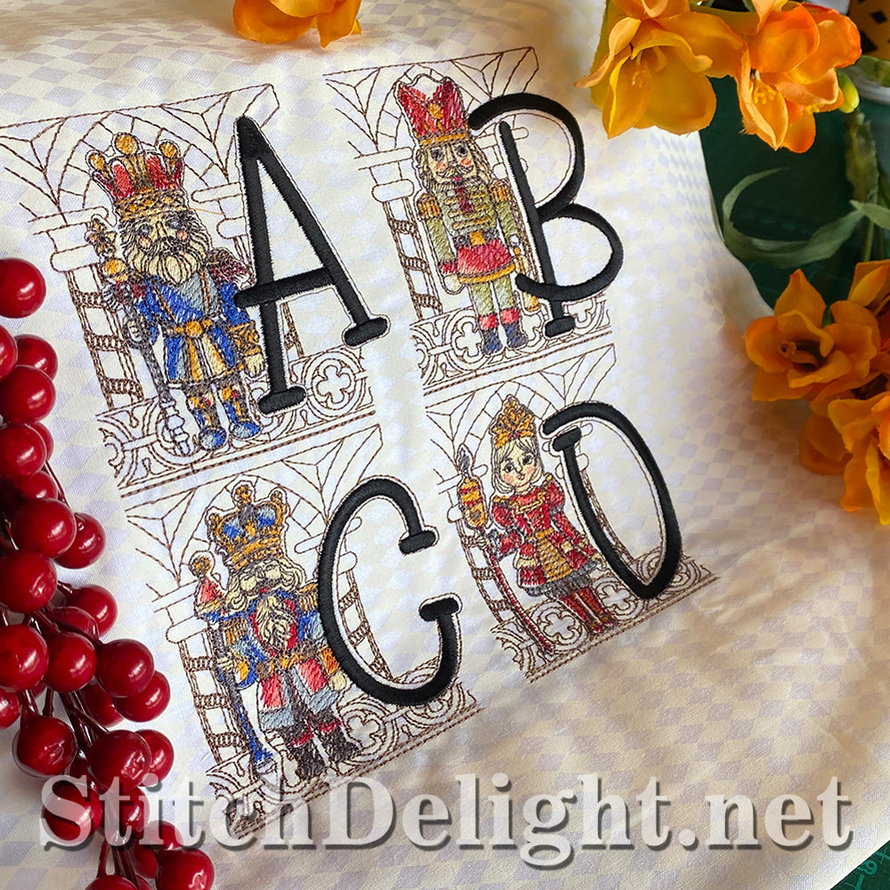 SDS3151 Nutcracker Font