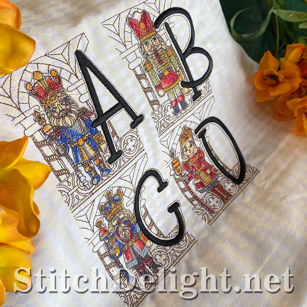 SDS3151 Nutcracker Font