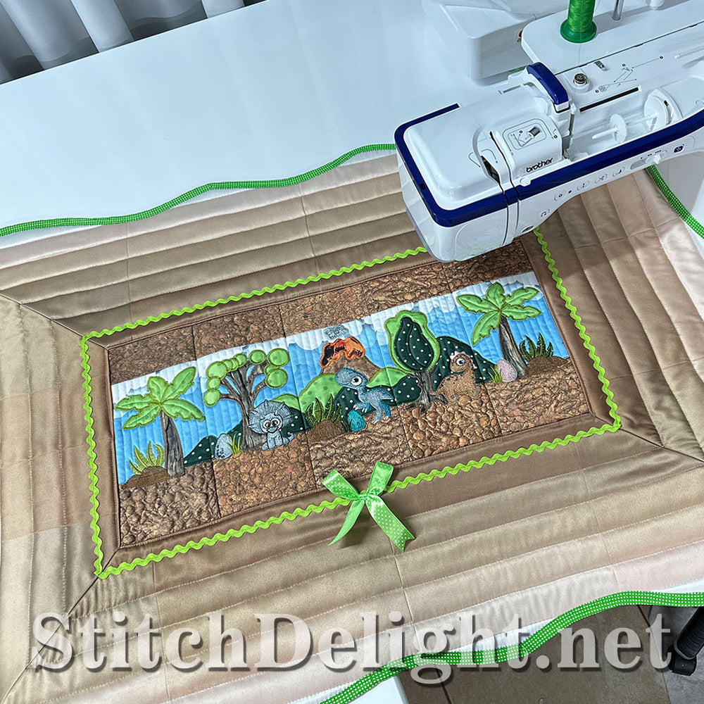 SDS4232 Jurassic Fun Quilt