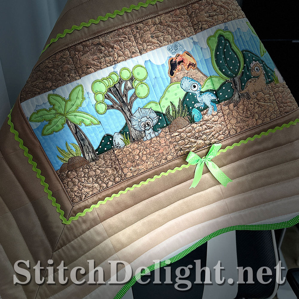 SDS4232 Jurassic Fun Quilt