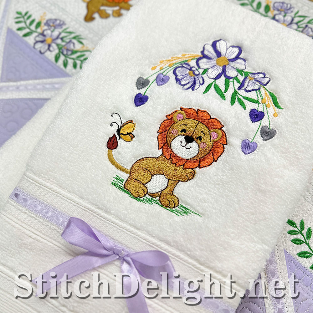 SDS4244 Lilo Lion in Spring