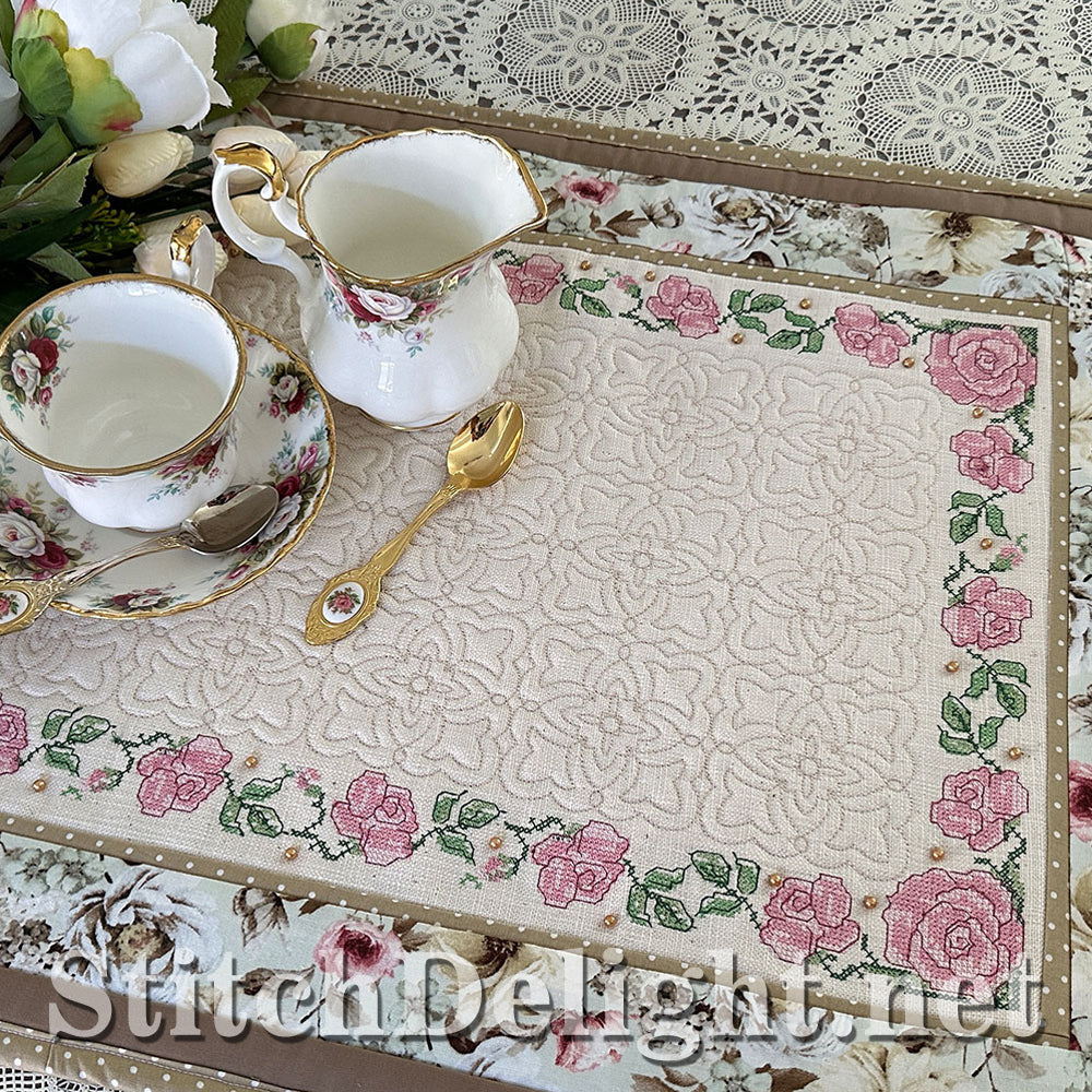 SDS4403 Roses Border in Cross Stitch