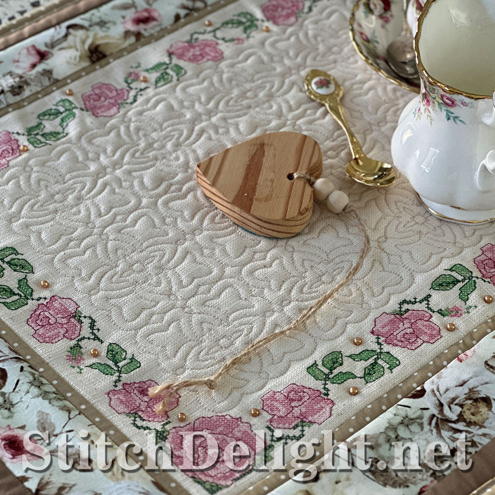 SDS4403 Roses Border in Cross Stitch