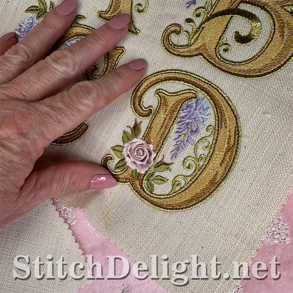 SDS4806 Bridgerton Font