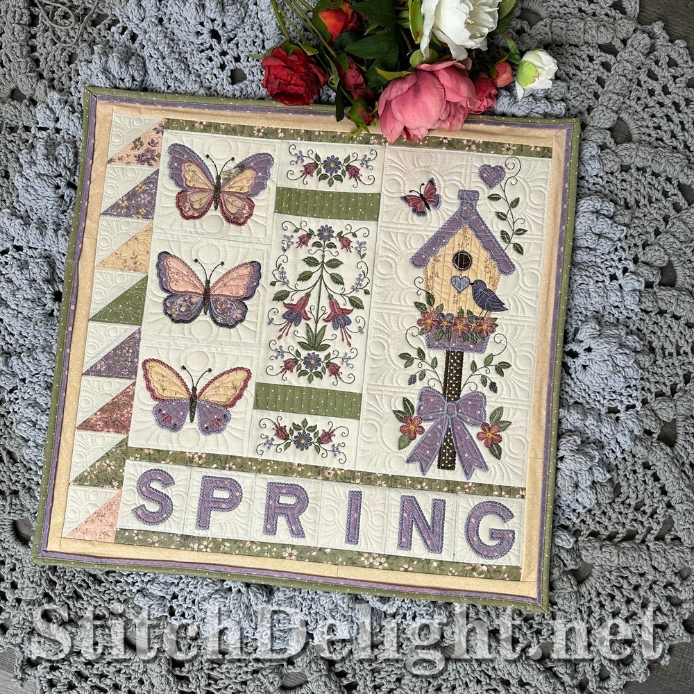 SDS4853 Spring Time Dancing Lilies Wallhanging