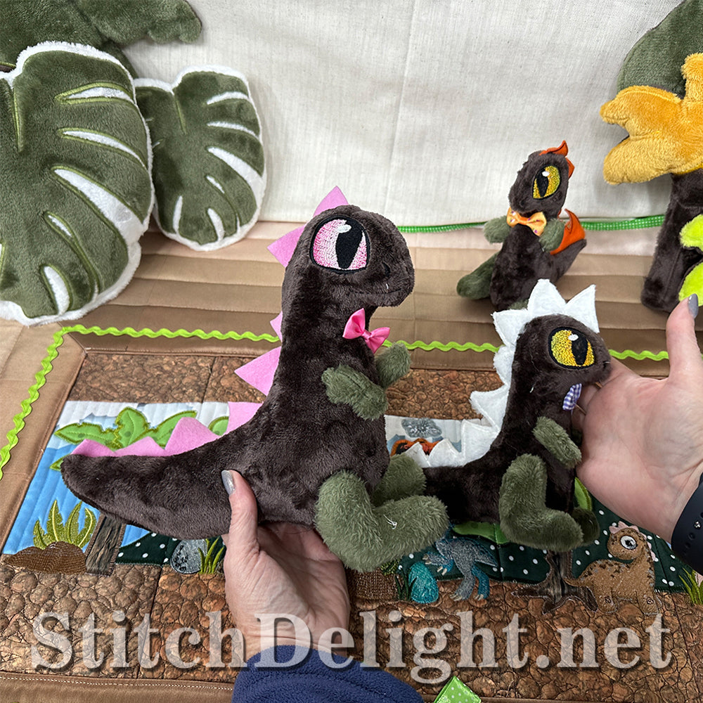 SDS3135 Jurassic Snugglesaurs