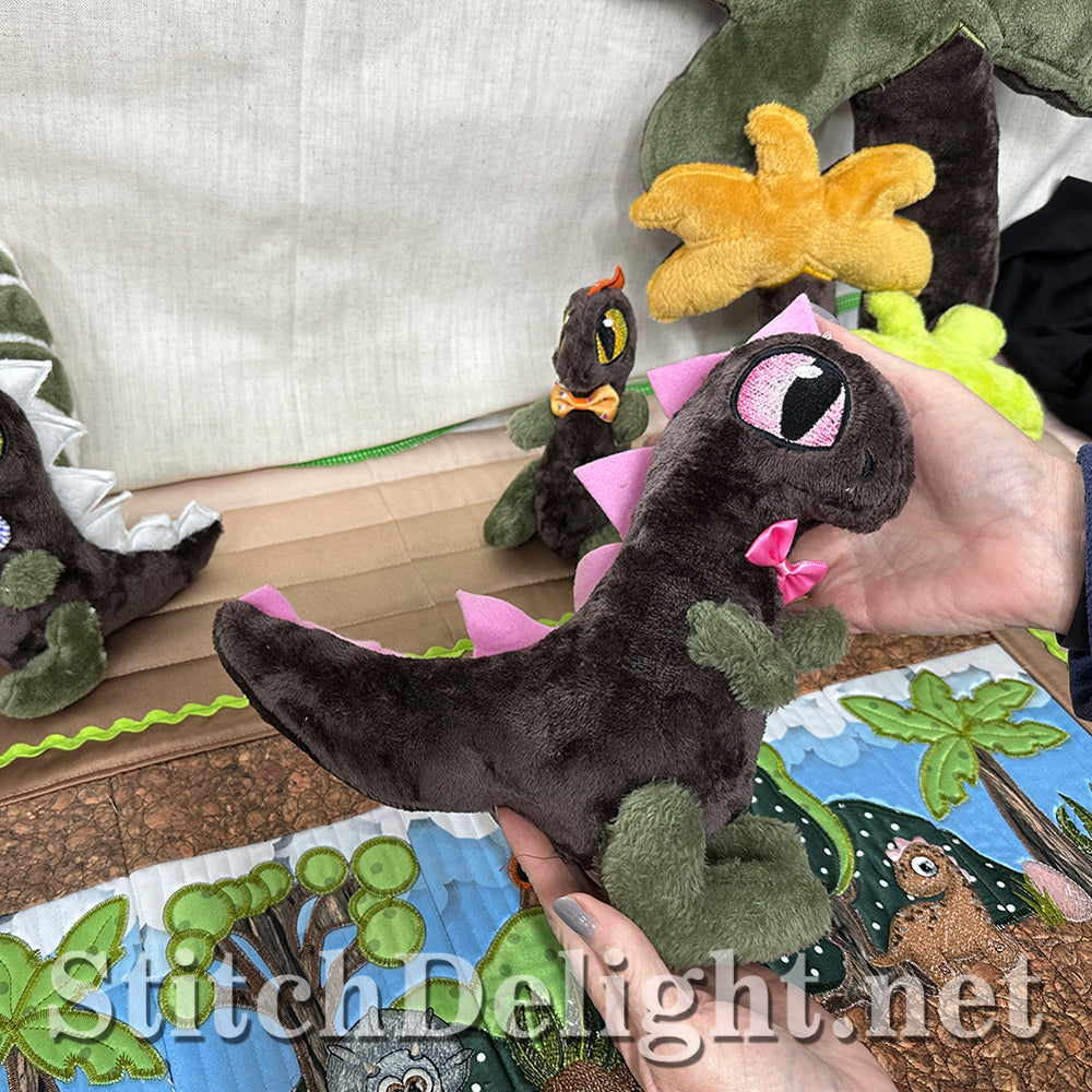 SDS3135 Jurassic Snugglesaurs