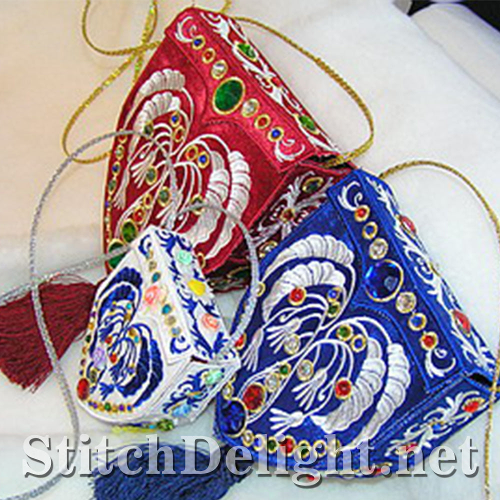 AE024 Royal Purses