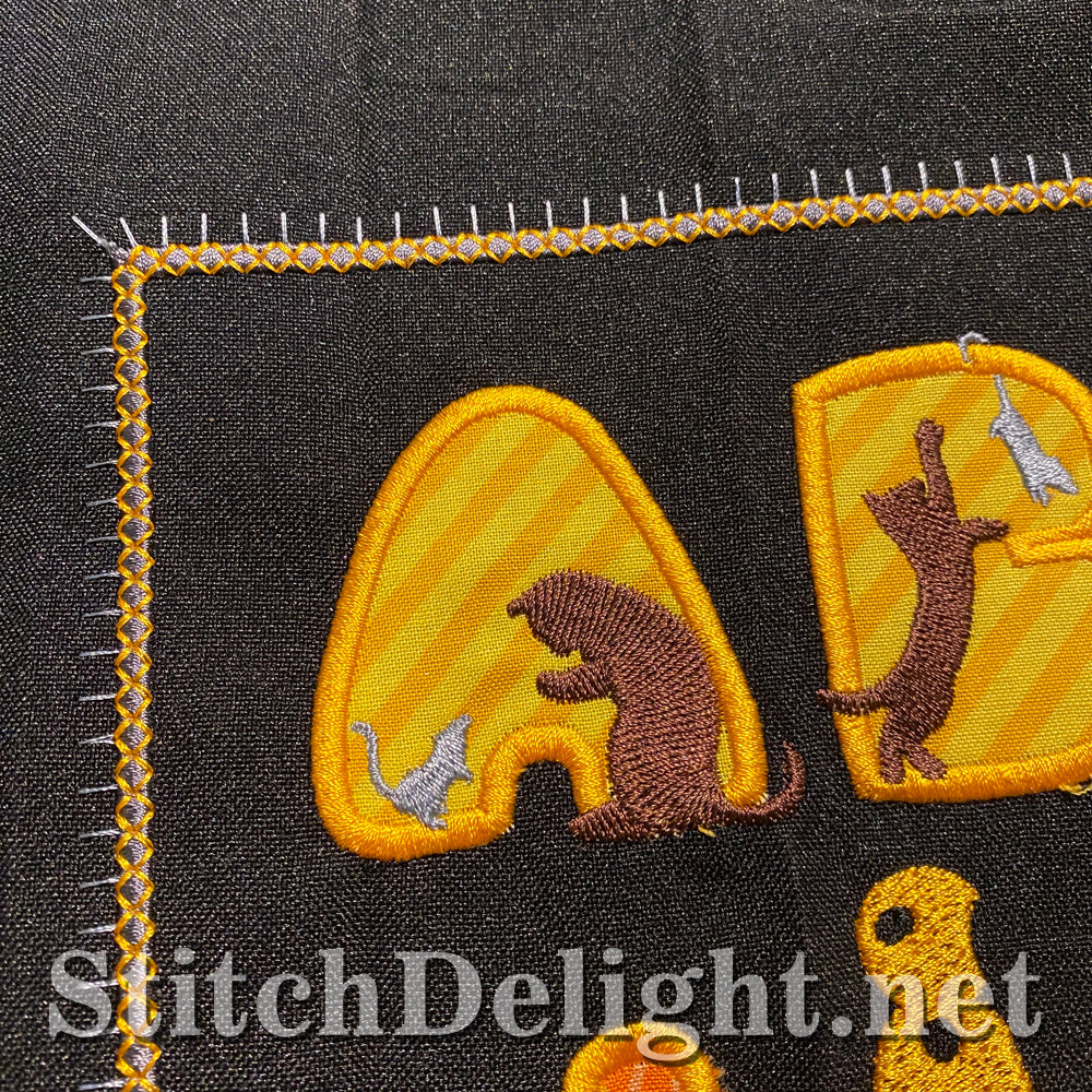 SDS3103 Cheezy Collectors Font