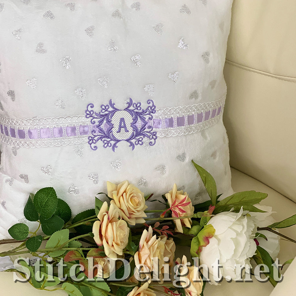 SDS5463 Lace Collectors Font