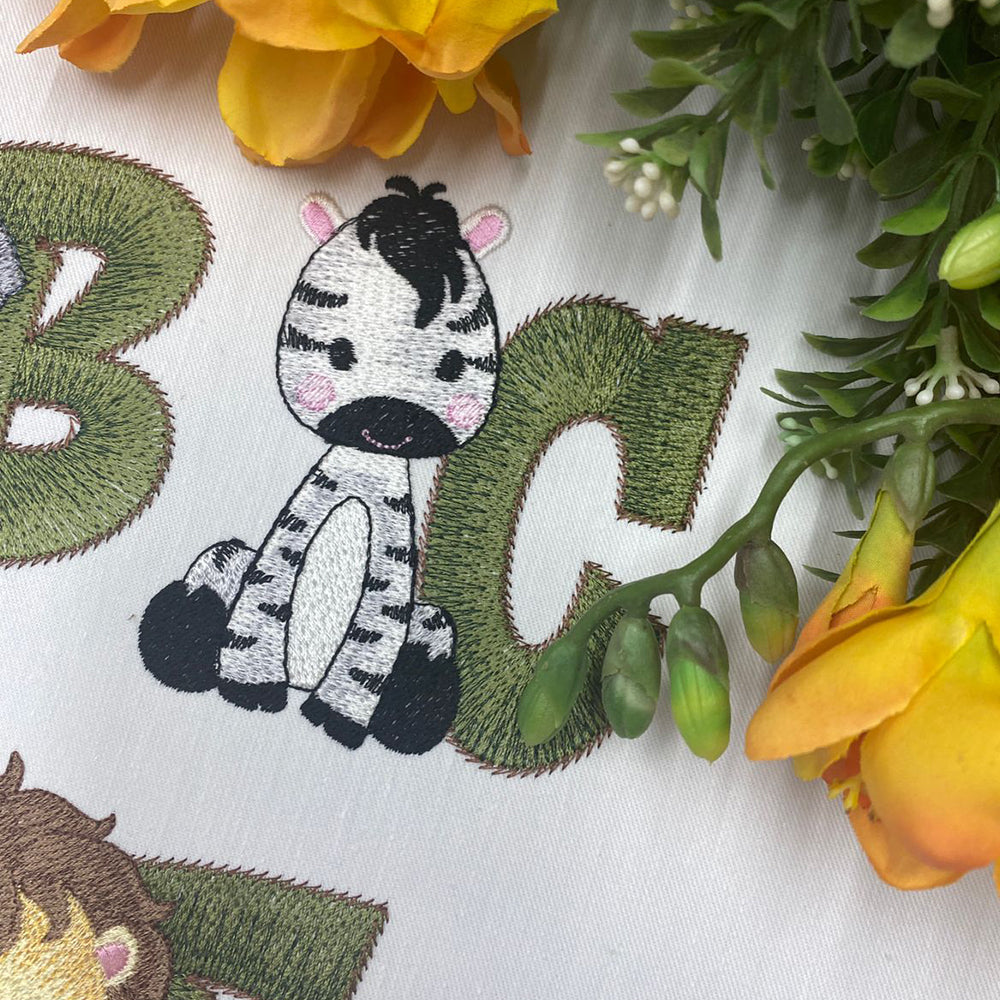 SDS5487 Safari Animals Complete Font