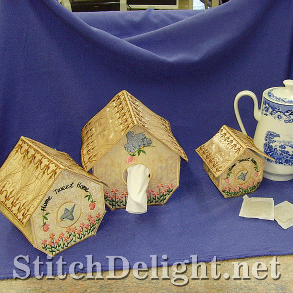 AE077 Birdhouse Boxes