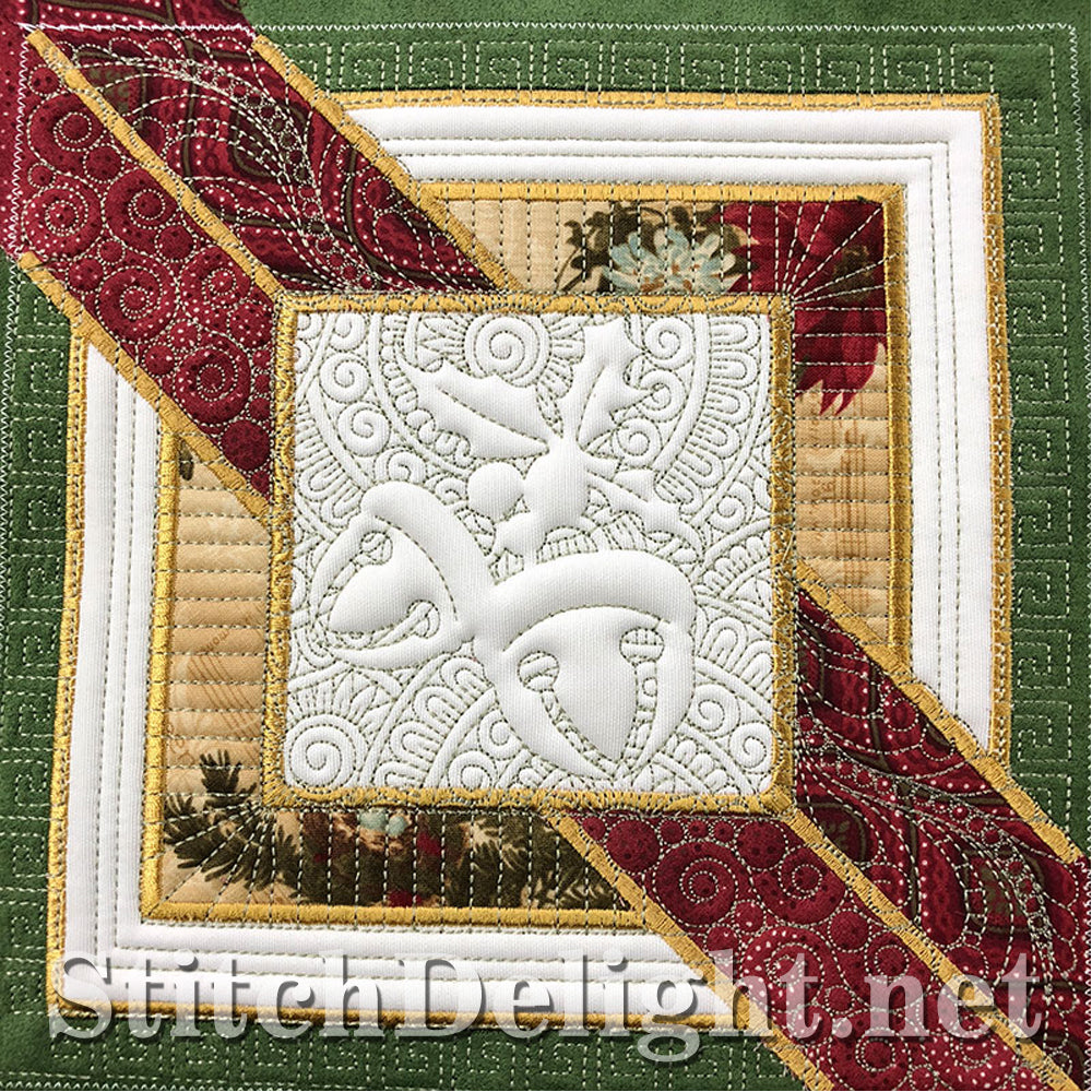 SD1293 Christmas Quilt Mistletoe