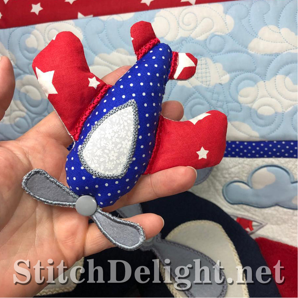 SDS1464 Planes and Clouds