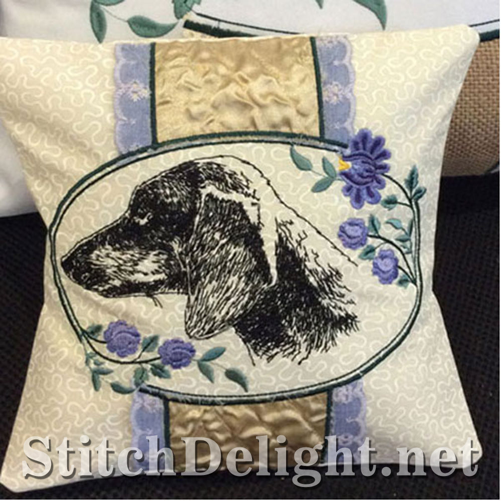 SDS0361 ITH Dutch Hound Pillow
