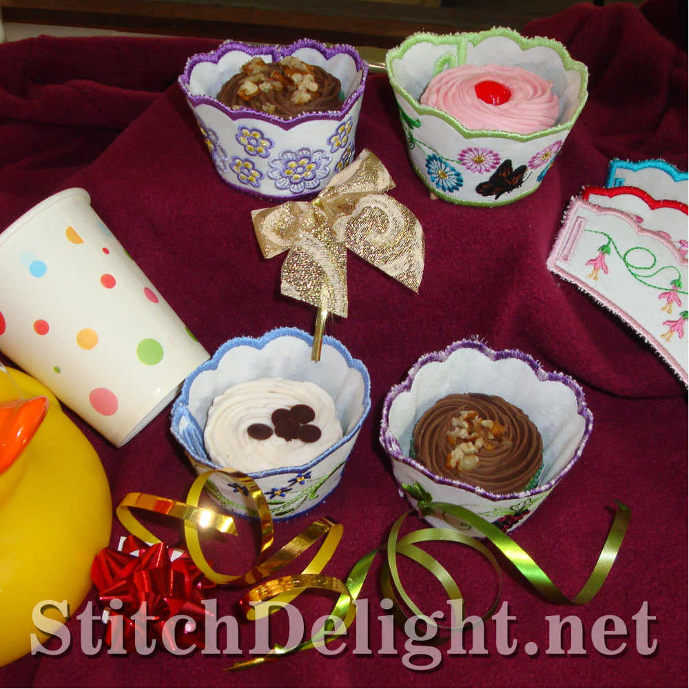 SD1183 CupCake Holders 1