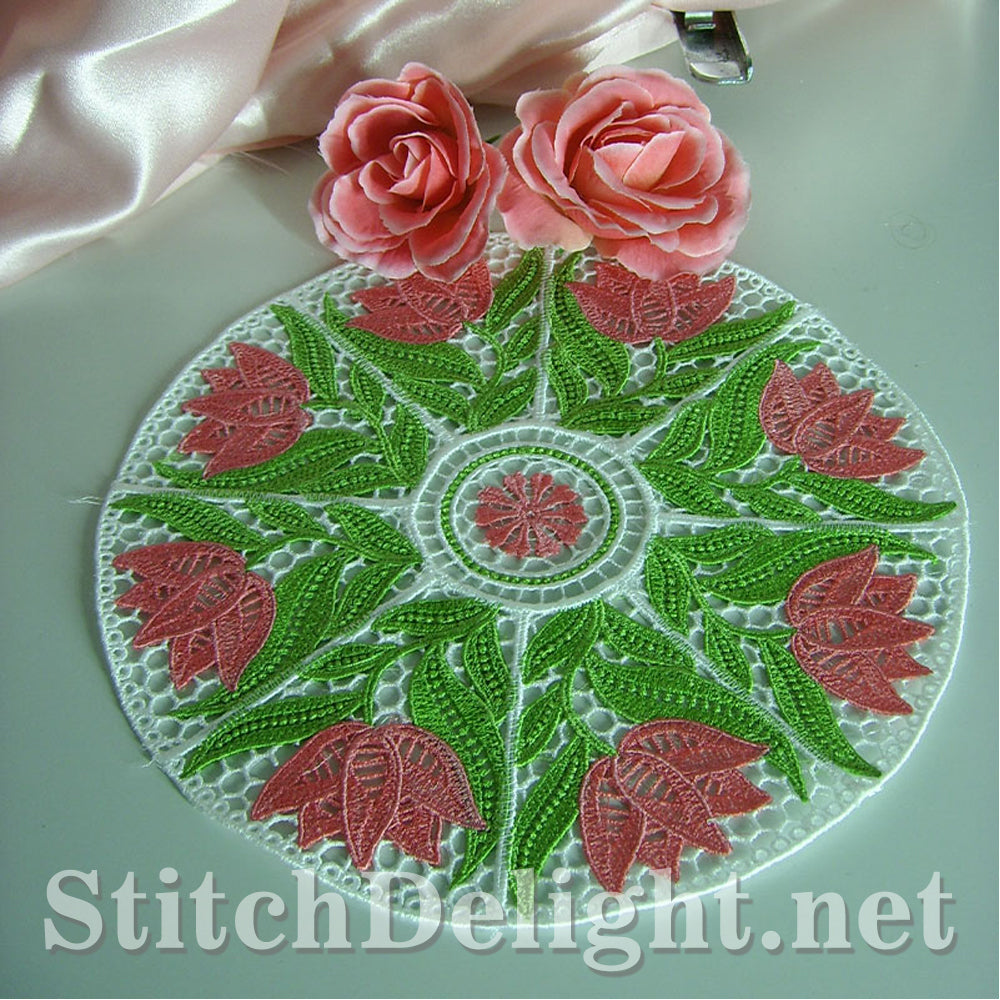 AE037 Tulip Doily
